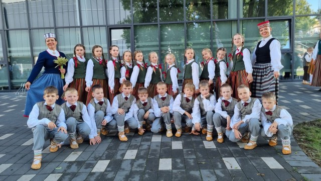 XIII Latvijas Skolu jaunatnes dziesmu un deju svētki